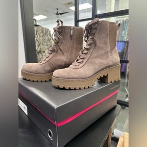 Vince Camuto Sz 9 Brown Boots Shoes